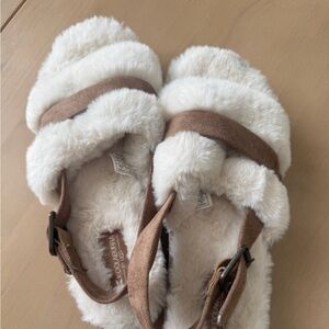 Koolaburra by UGG Slipper Sandals